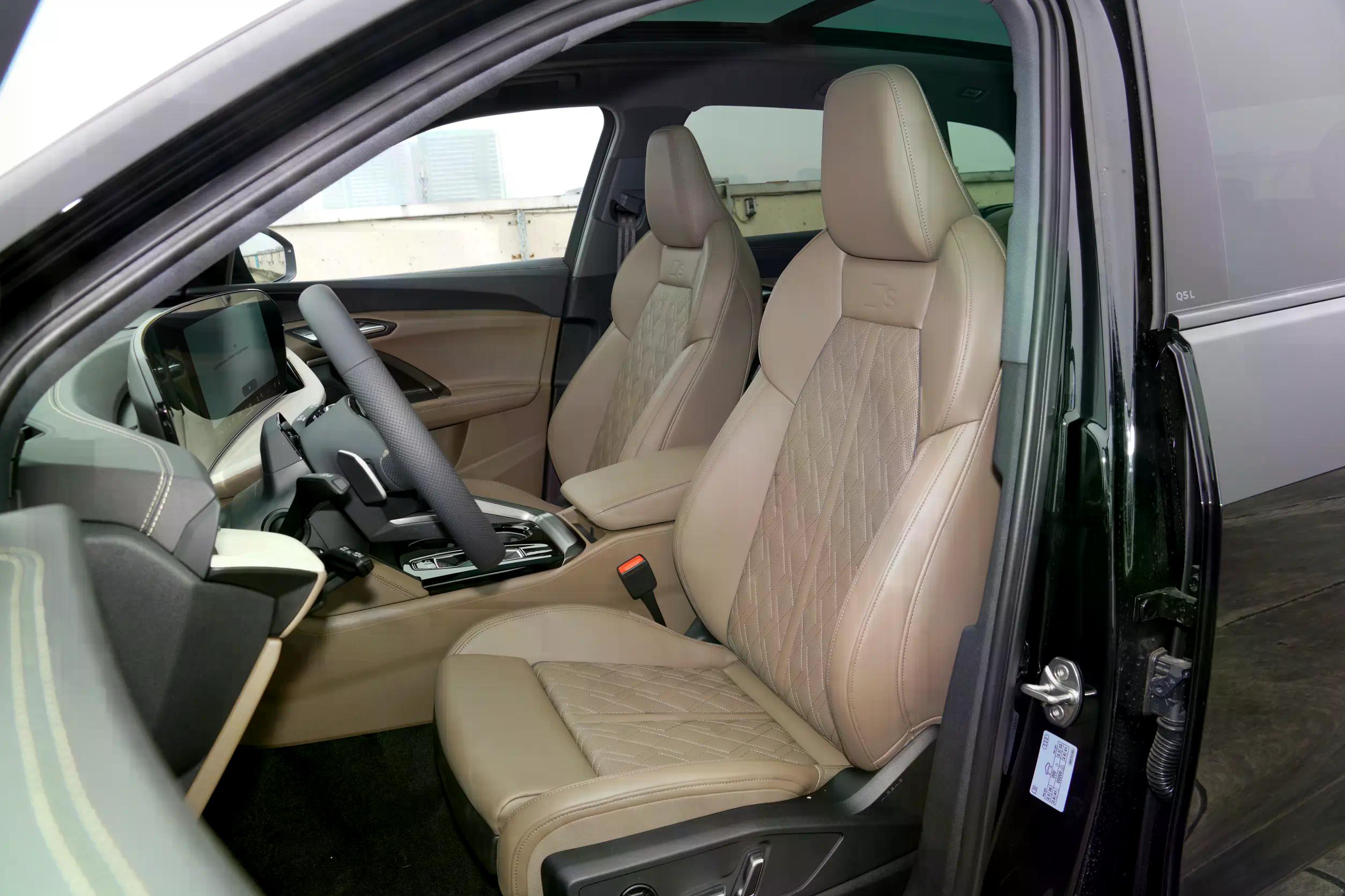 Audi Q5L: купить под заказ из Киргизии