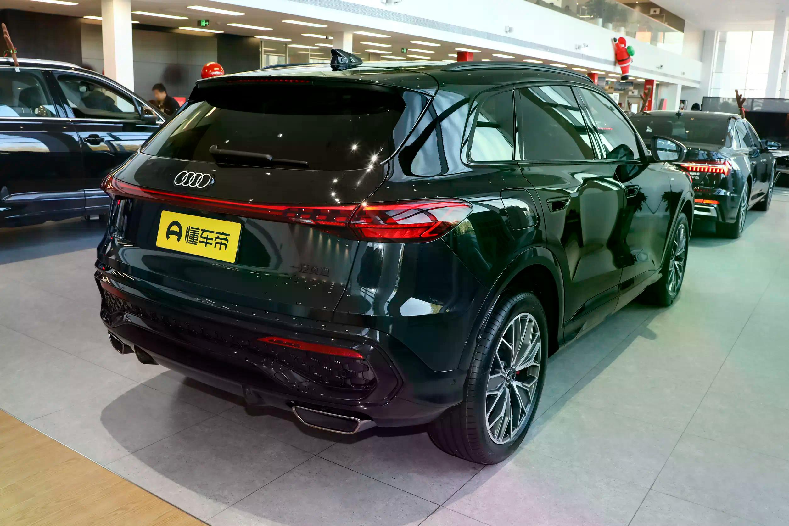Audi Q5L: купить под заказ из Киргизии