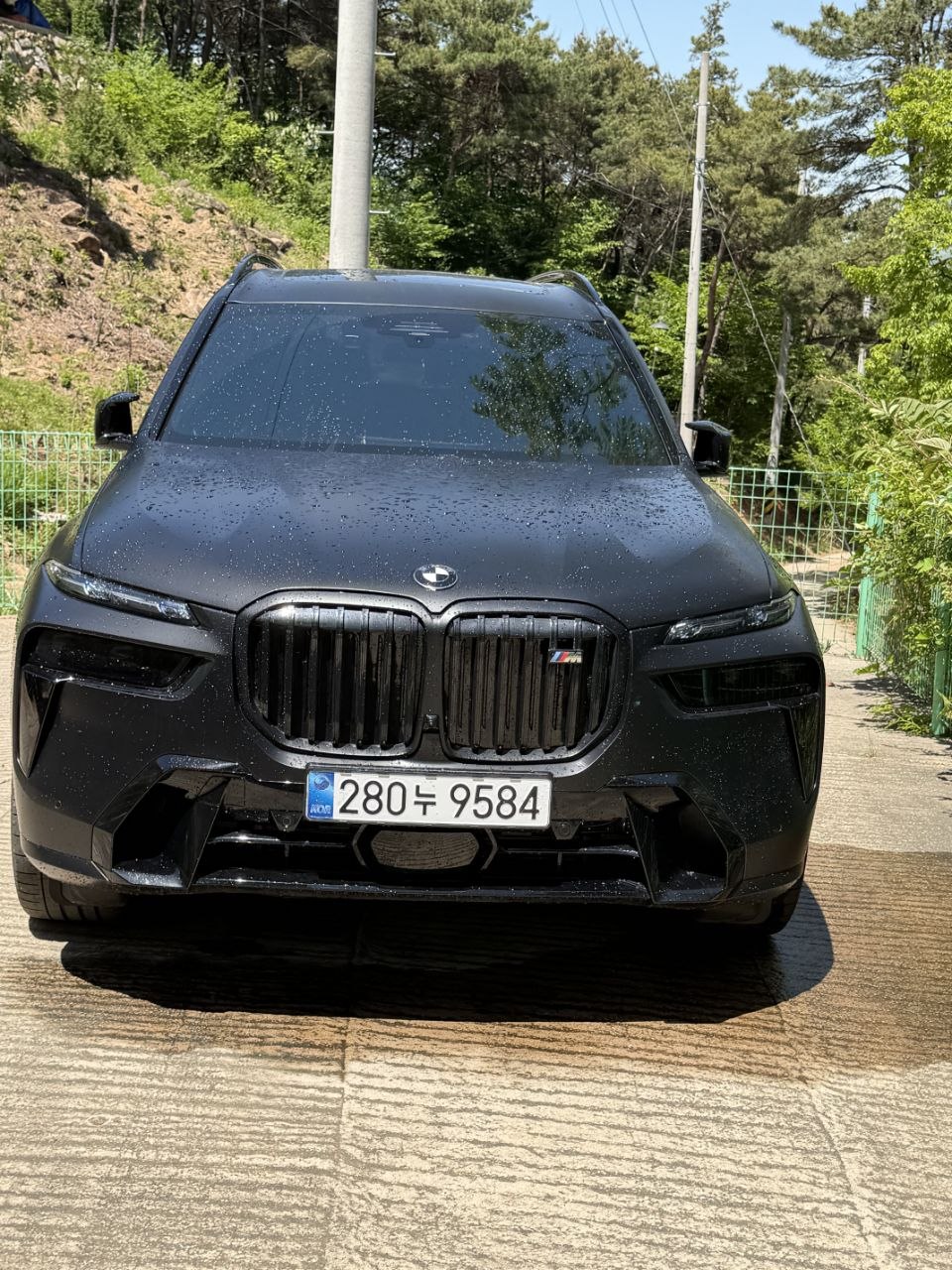 BMW X7 M60i новый кузов: авто из Кореи